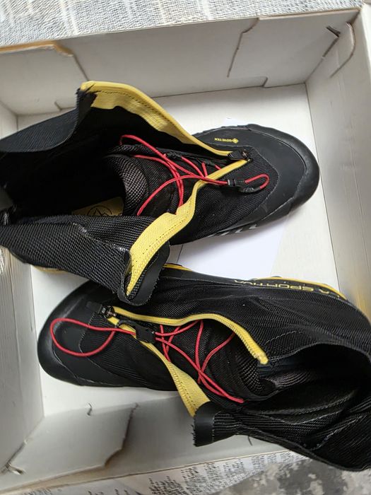 Туристически обувки La sportiva
