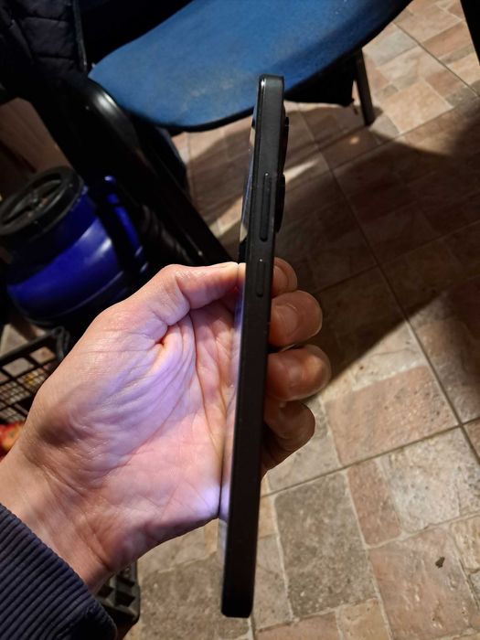 Vand urgent telefon redmi note 14 nou folosit o luna