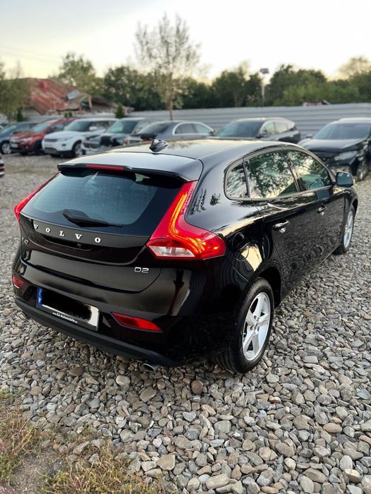 Volvo V40 diesel 2.0, avariat, AVARIATE