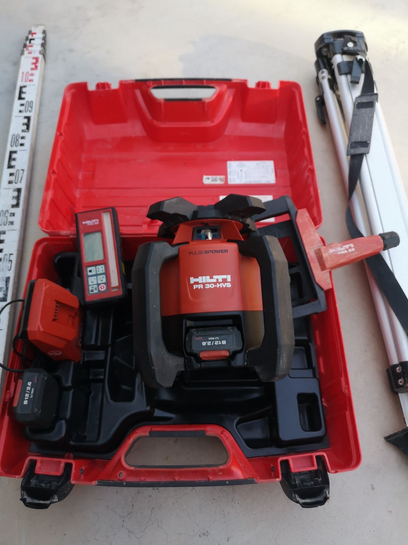 Ротационен лазерен нивелир Hilti PR 30 - HVS A12