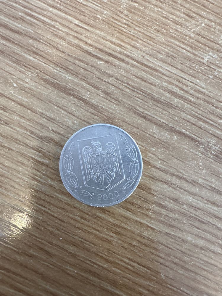 Vand moneda 500 lei din anul 2000