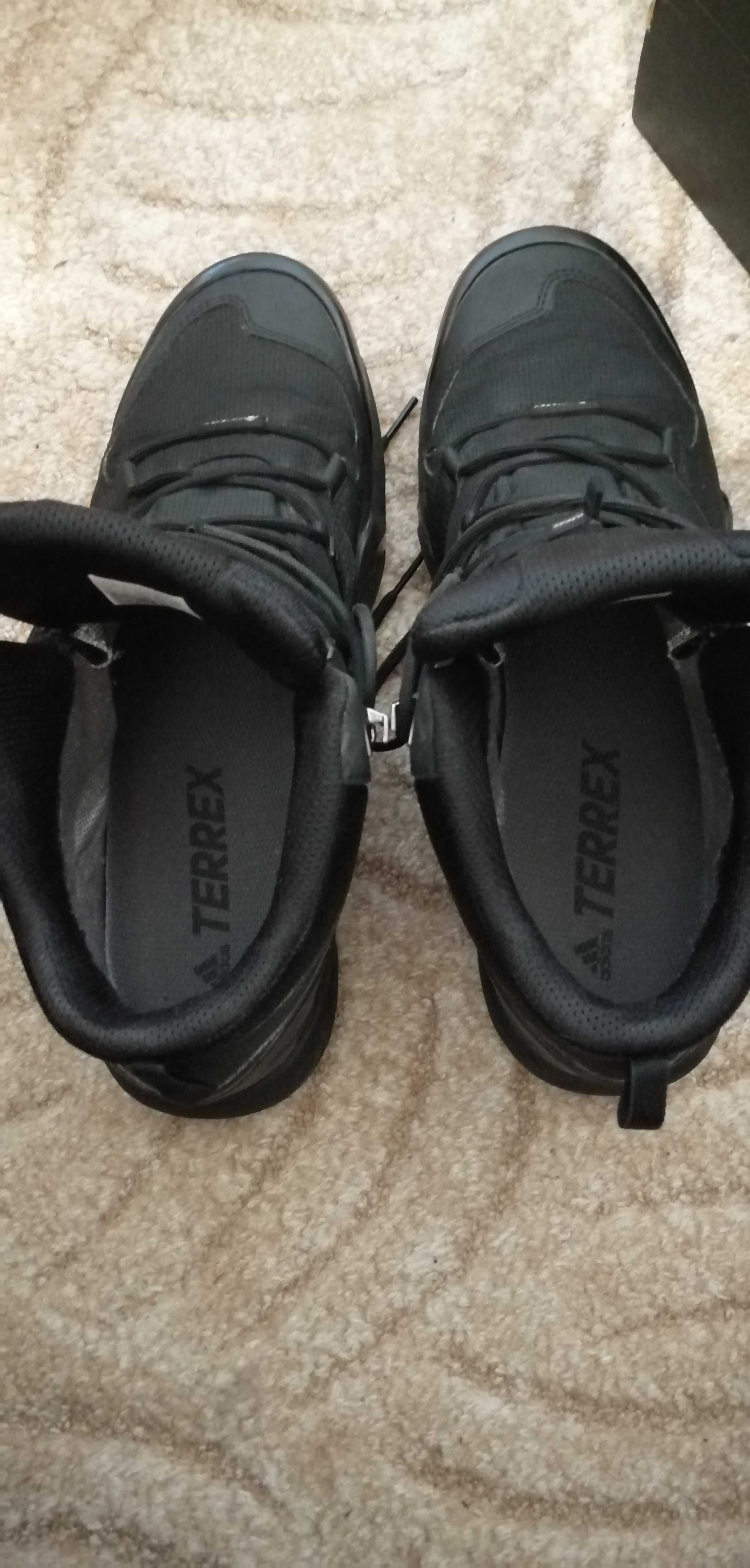 Маратонки Adidas Terrex Swift R2
