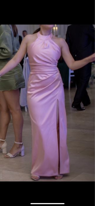 Rochie lunga pe gat eleganta