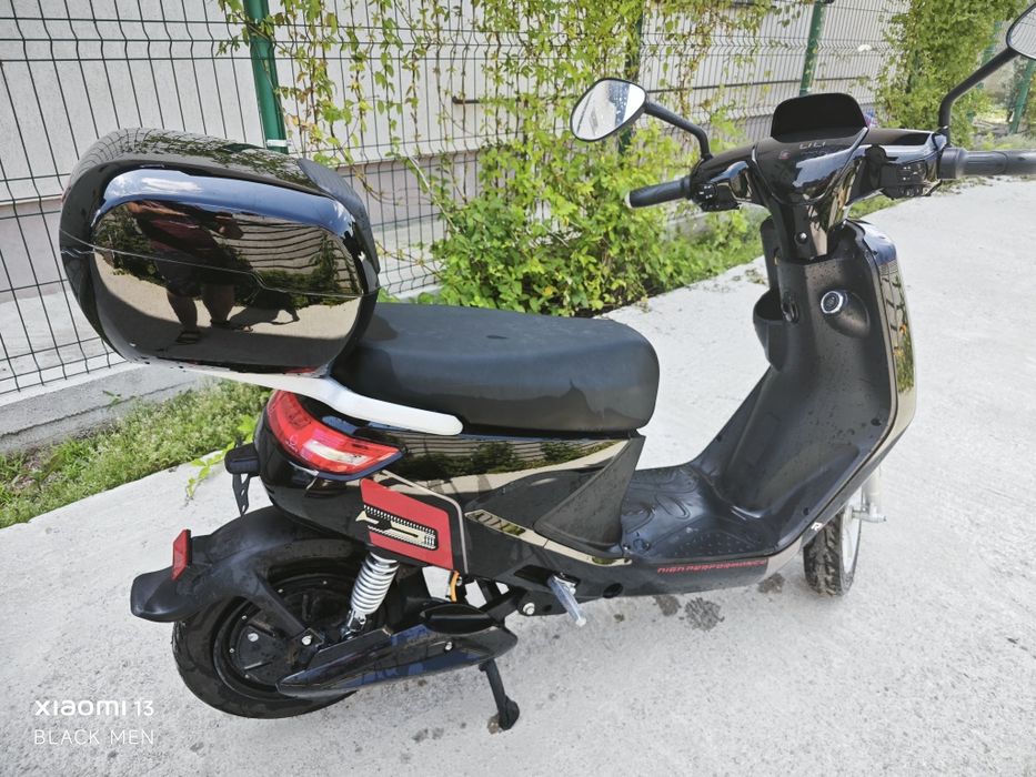 Scuter electric RKS