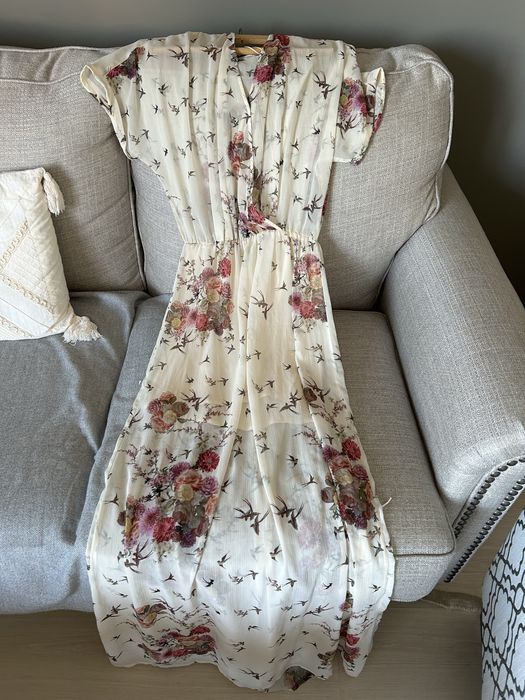 Rochita  lunga de vara .