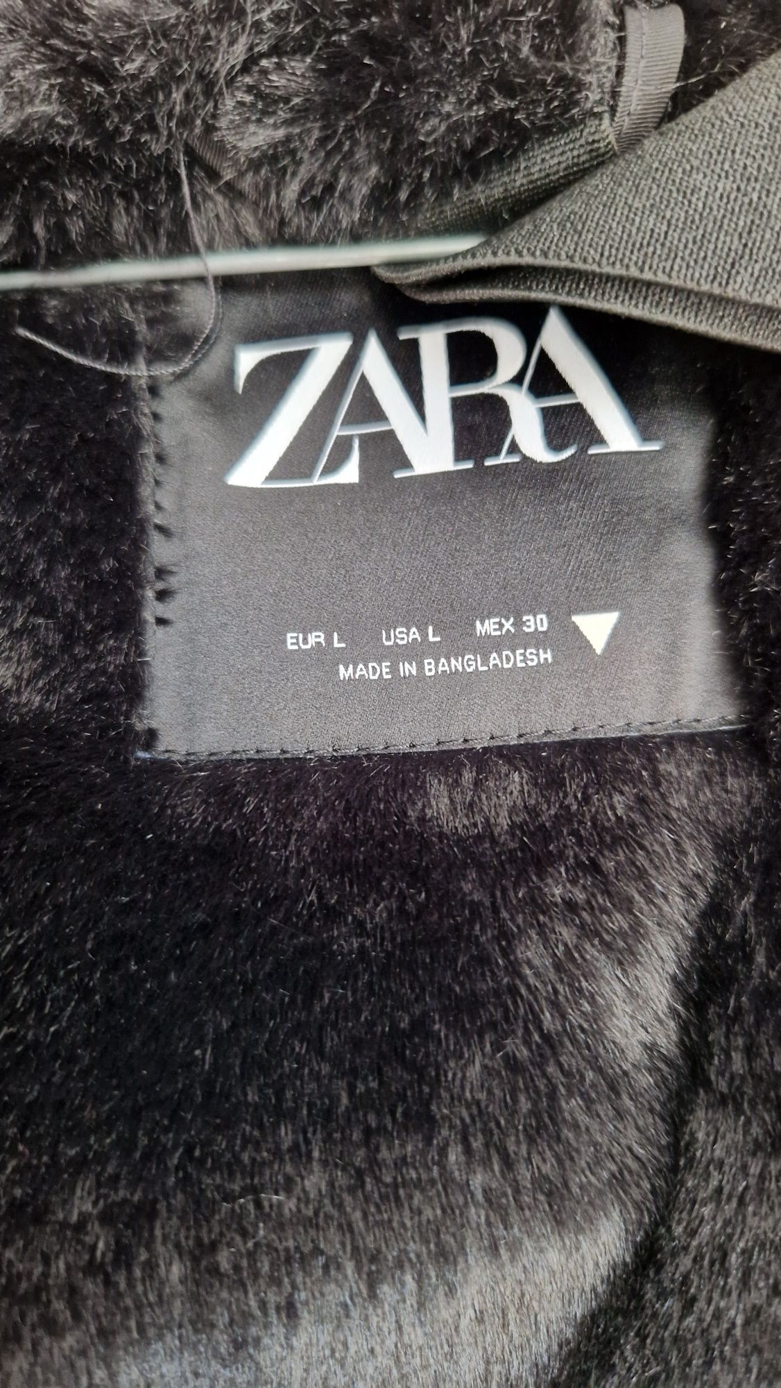 Geacã iarna Zara