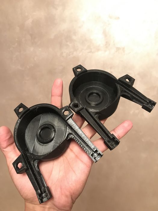 Корпус электро привода двери Toyota Sienna 2 и 3 поколение