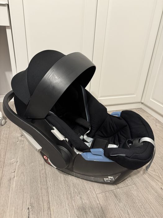 Vand scoica bebelusi Cybex Anton 5 + baza isofix  Cybex Anton base