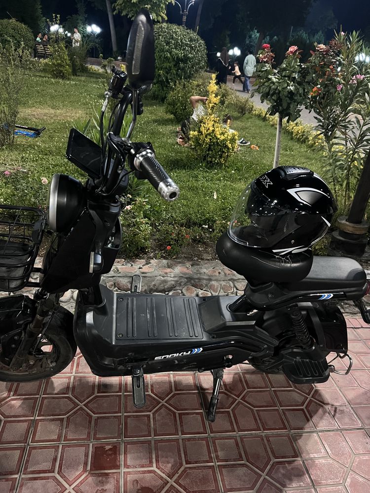 Skuter sotiladi narxi 220$ quqonda naqdga