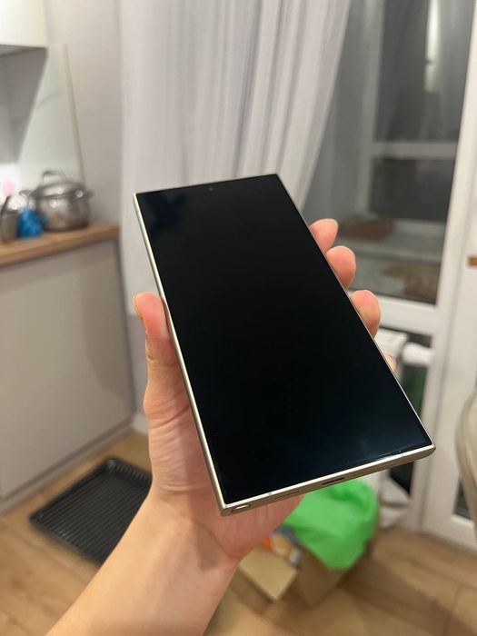 Обменяю s24 ultra 256gb в хорошем состоянии на iphone 15 pro