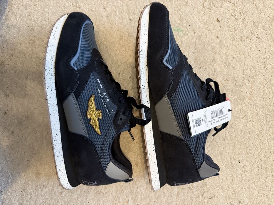 Adidasi barbati Aeronautica