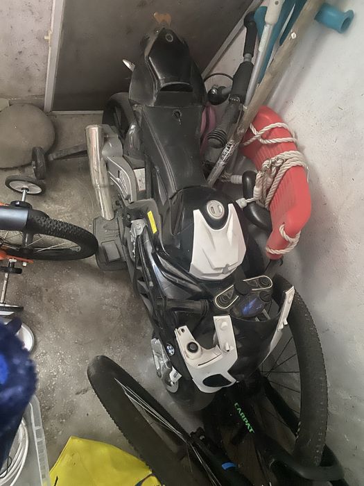 Motocicleta electrica bmw copii