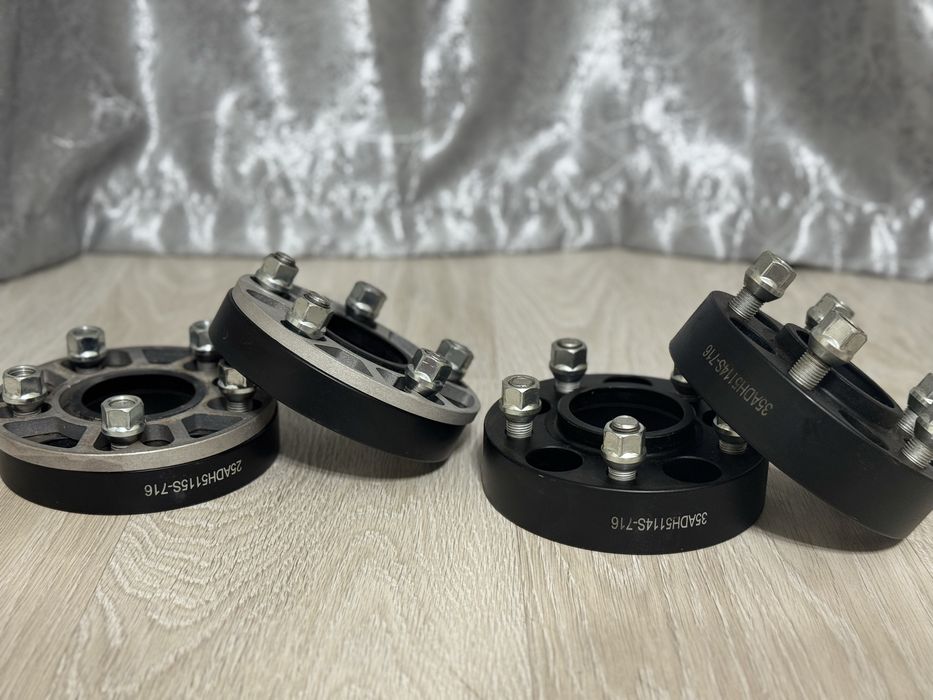 Проставки 5х115 почти новые