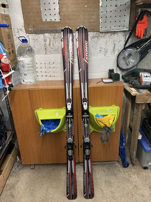 Schiuri Atomic 165cm