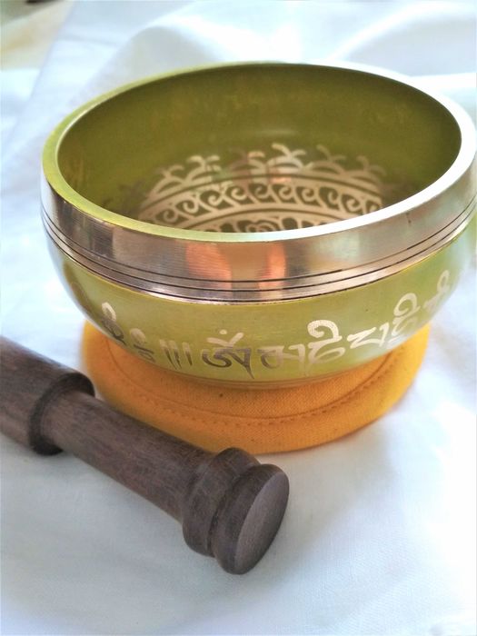 Тибетски пеещи купи