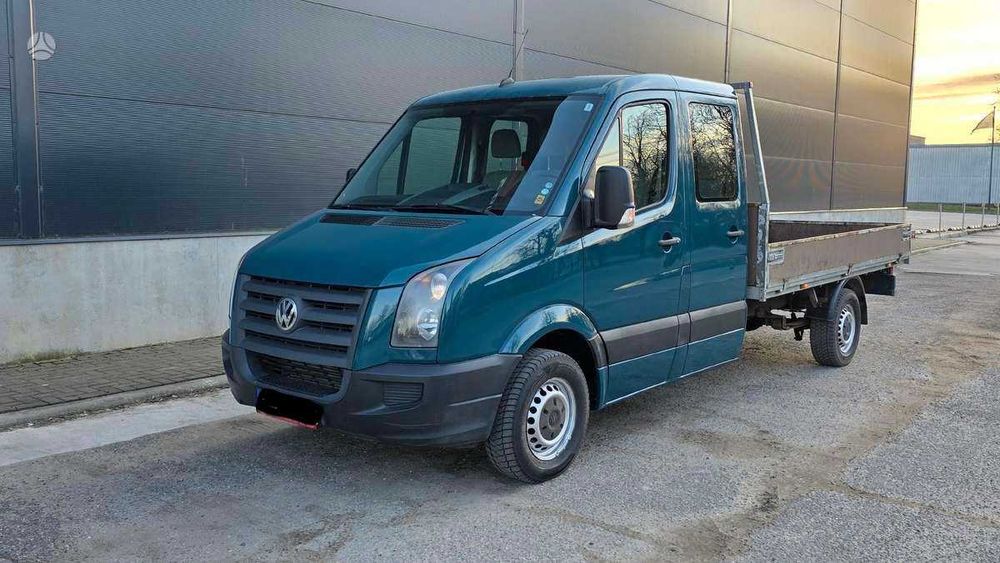 VW Crafter 2.5 TDI, 7 locuri, lada 3,50m