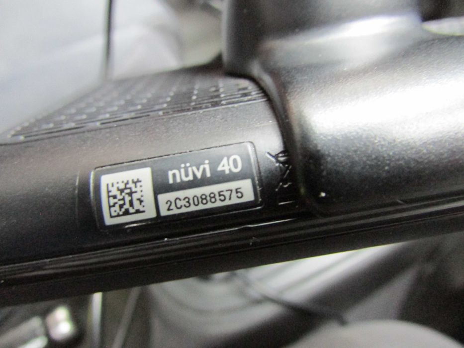 Навигация Garmin nüvi 40
