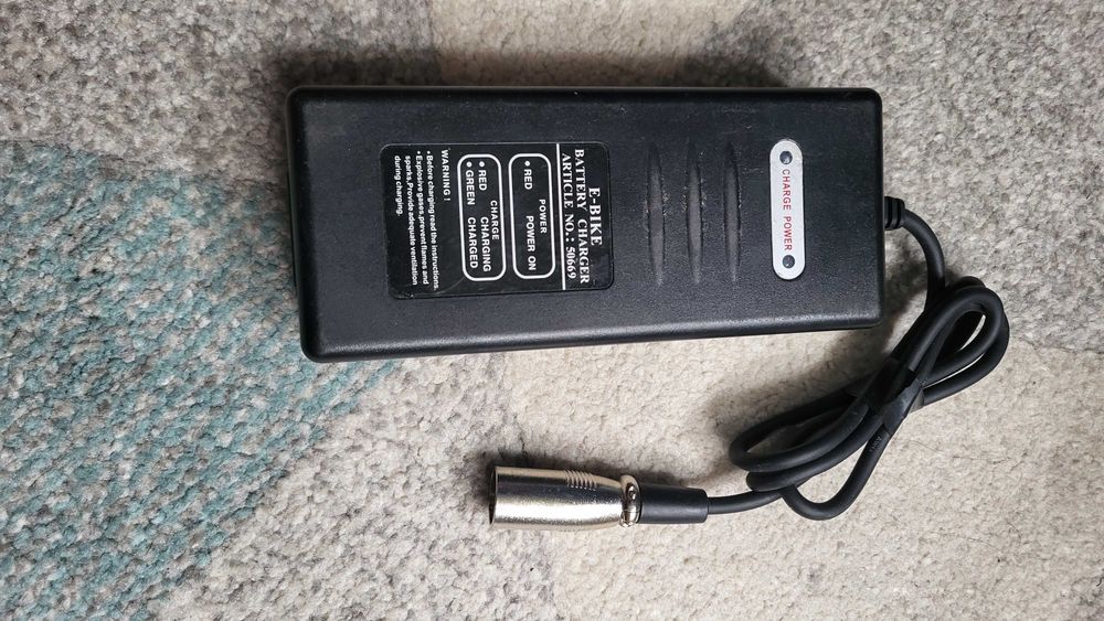 ST Incarcator Bicicleta 36V-2A fuctional