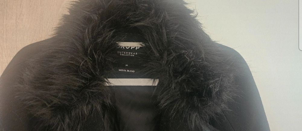 Palton damă superb din lână de la Cropp