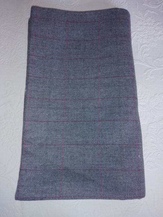 Stofă din lână,origine Italia.