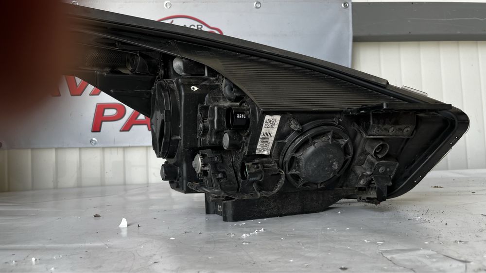 Ляв фар Kia Niro 2019-