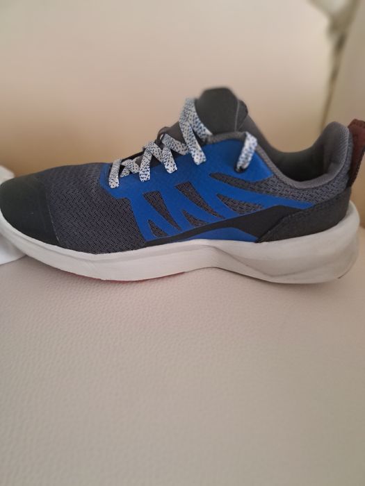 Adidași Salomon nr 35 impecabili