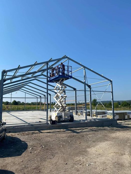 Vând HALA metalică noua