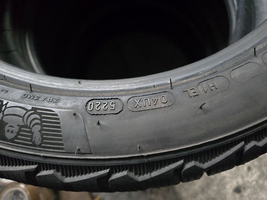 Michelin 235/45 R18 98V MS iarnă