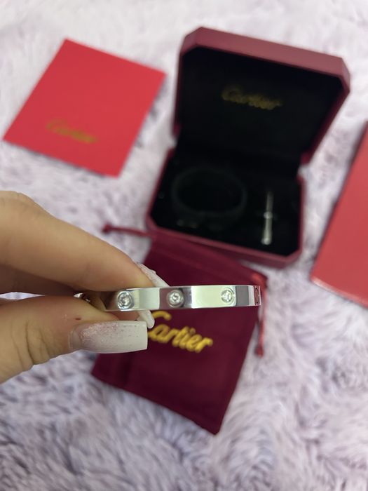 Bratara cartier noua