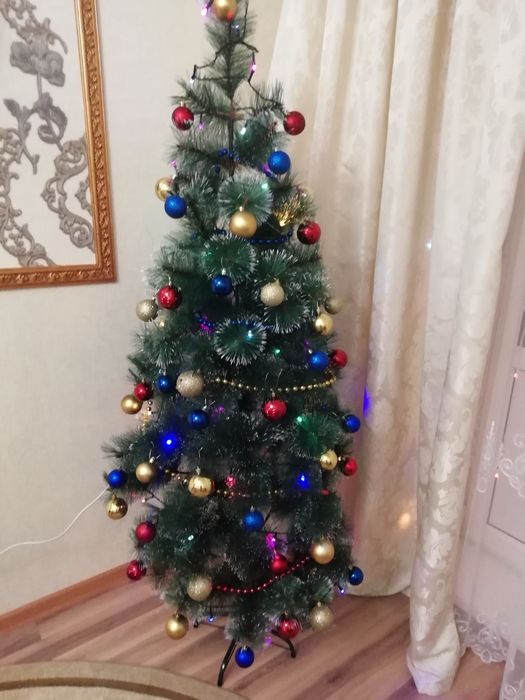 Искусственная елка