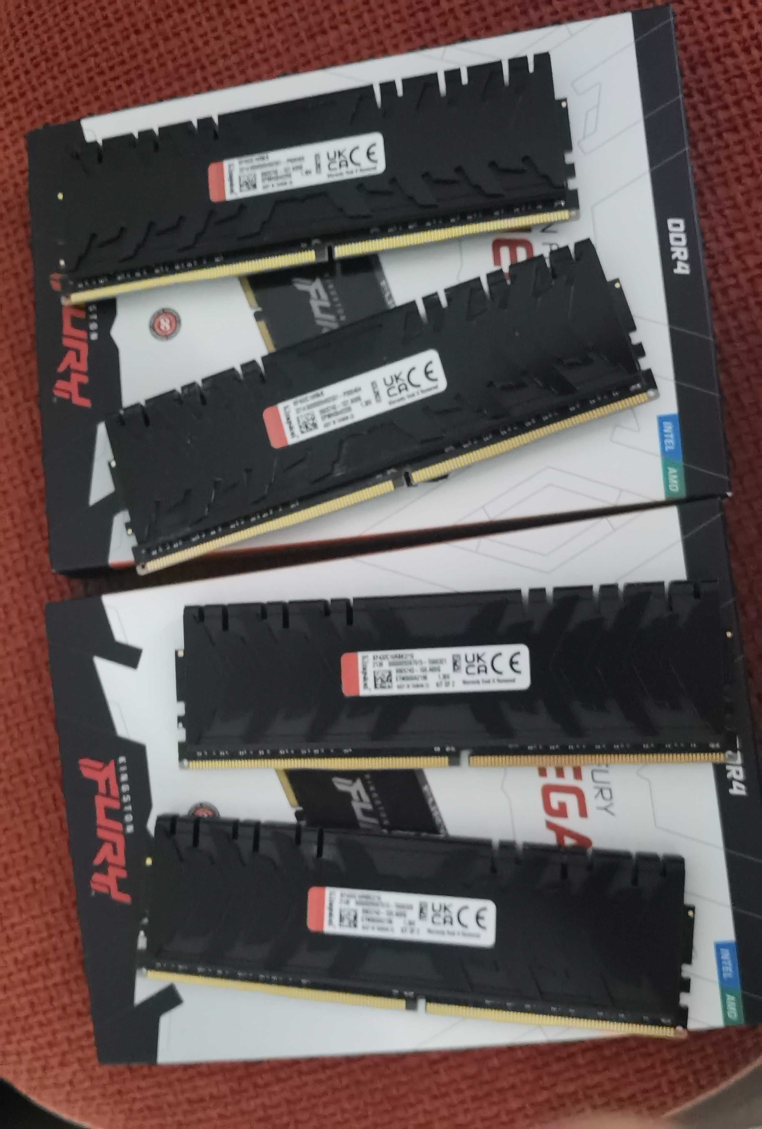 DDR4 ram kingston fury renegade 4x8 3200mhz 32GB CL16.