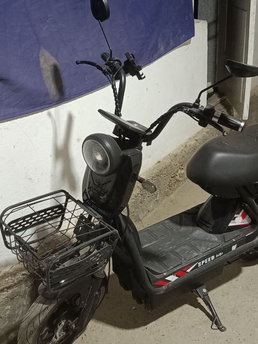 Skuter sotiladi edial 3.500mln