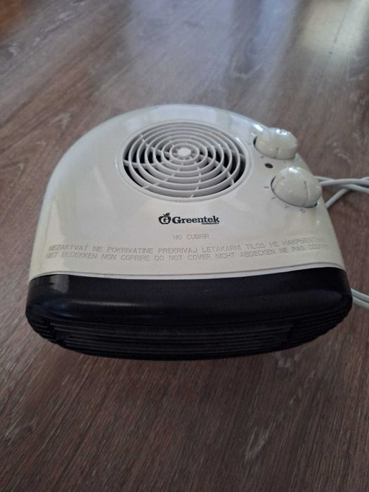 Тепловентилятор очень удобный.