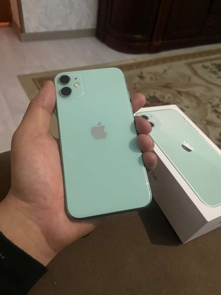 iPhone 11 с коробкой 64гб