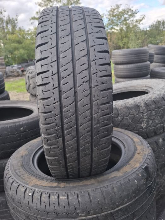 Vand 1 sau 2  anvelope 195 70 15 C michelin de vara