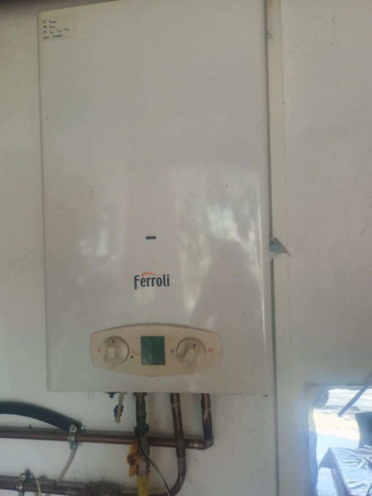 Instant apa calda pe gaz GPL Ferolli