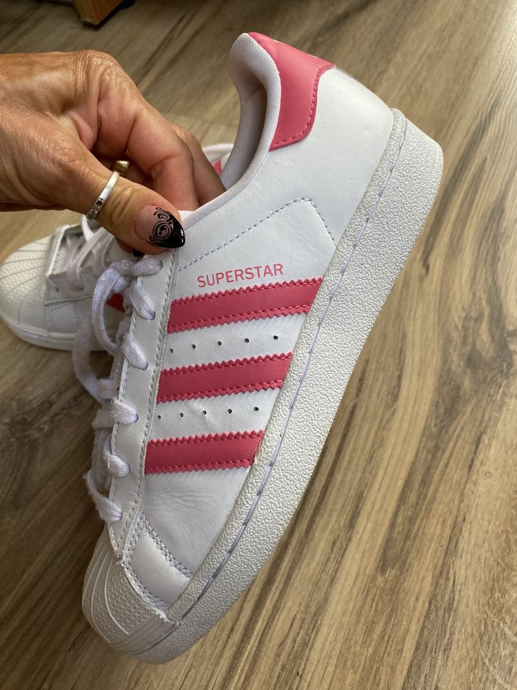 Оригинални кецове ADIDAS Superstar! 36 н