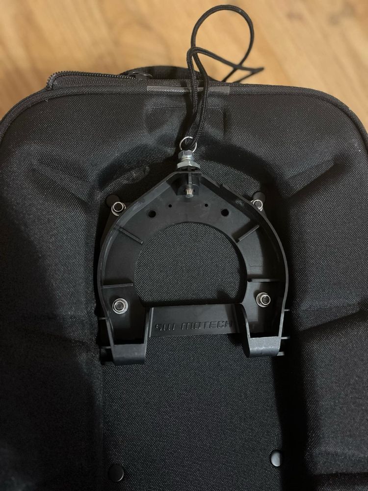 Чанта за резорвар SW-Motech ION Two 13-20L