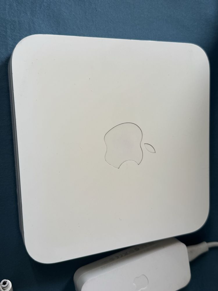 Рутер Apple Airport Extreme Base Station A1301\ WIFI Router