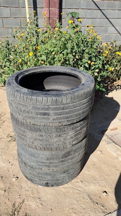 Продам автошины R18