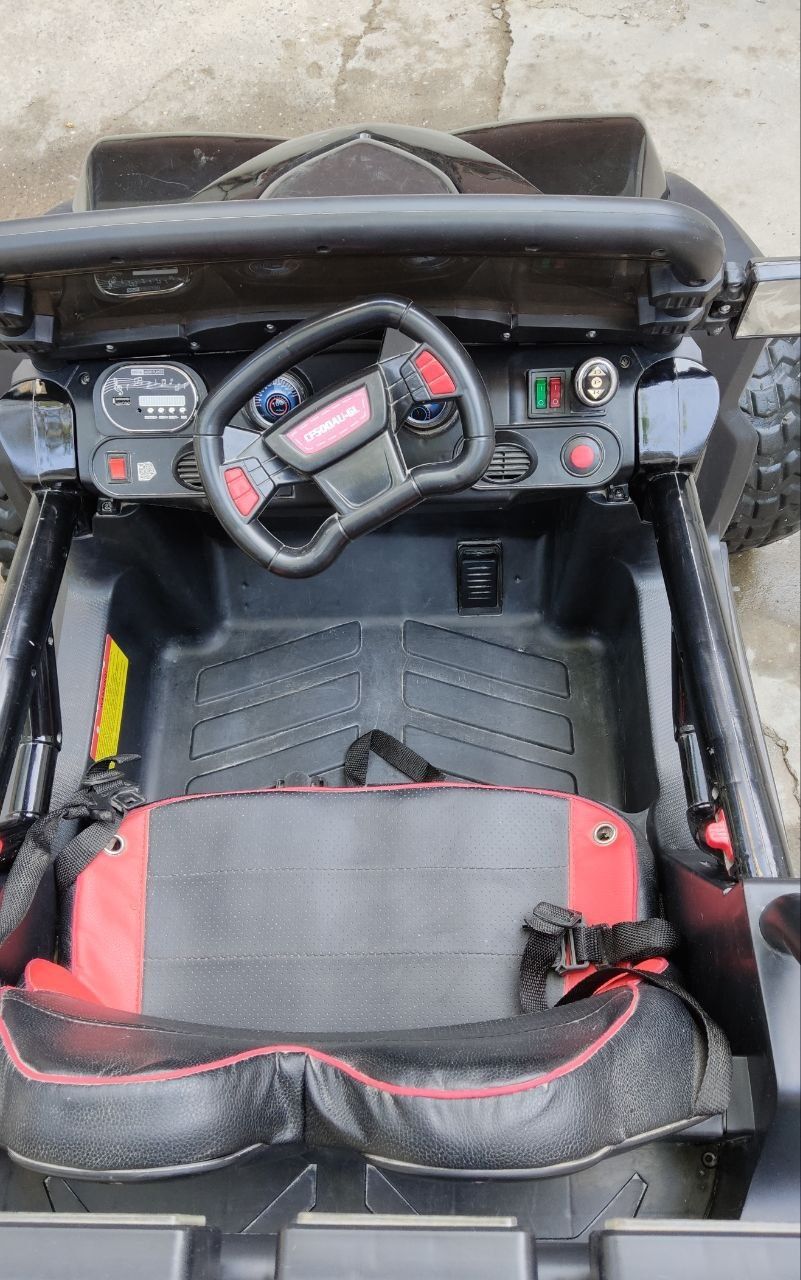Детиский машина jeep