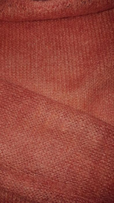 Пуловер на DKNY оранжев XS