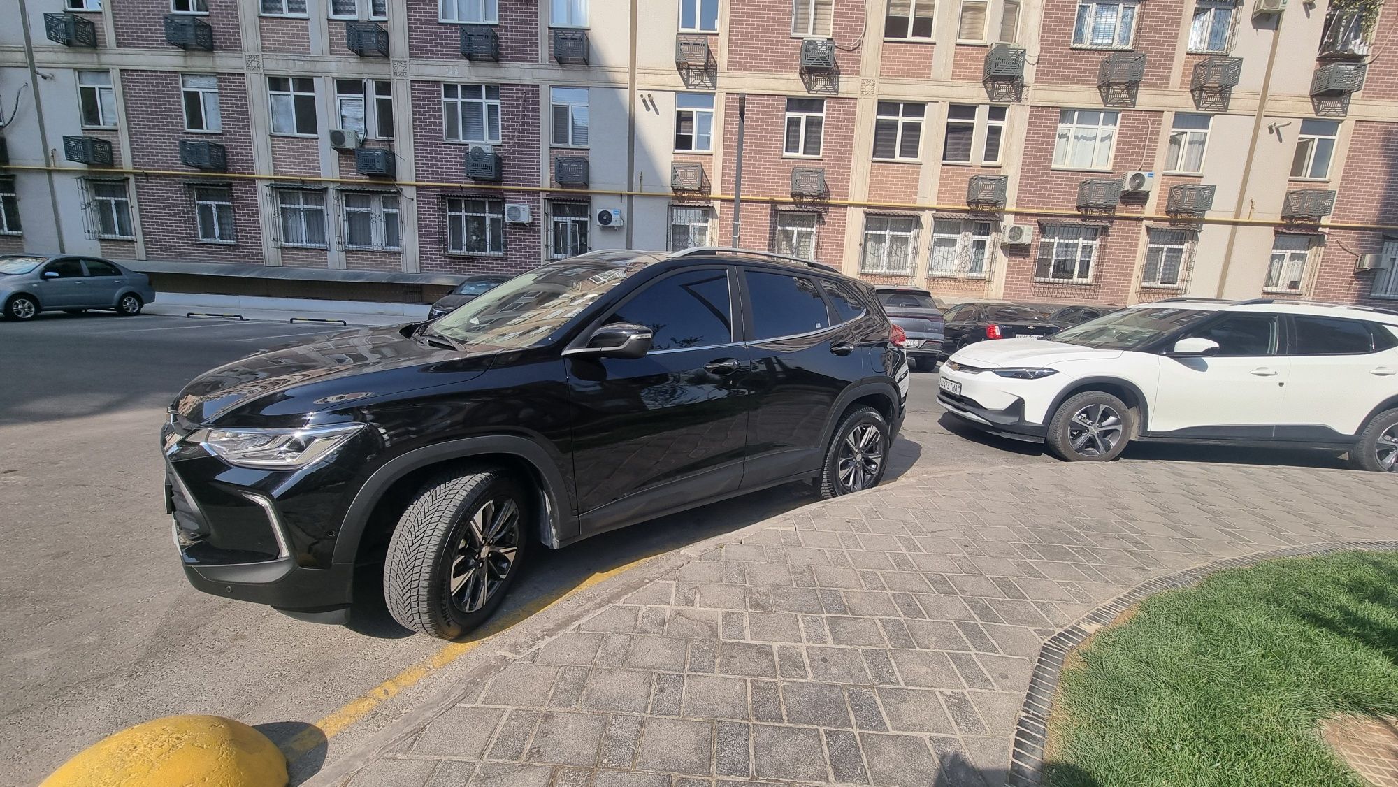 Продаётся автомобиль Tracker 2