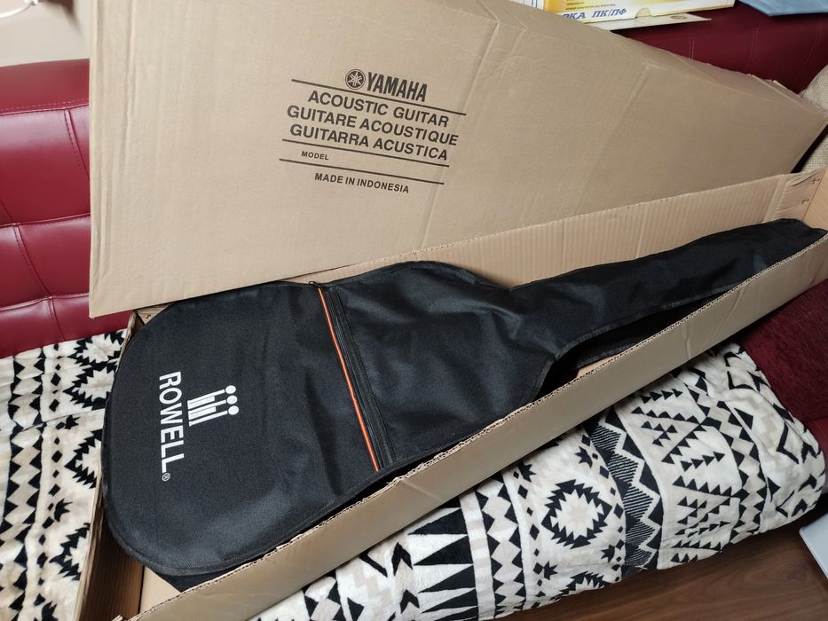 Yamaha F-600 акустическая гитара в отличном состоянии