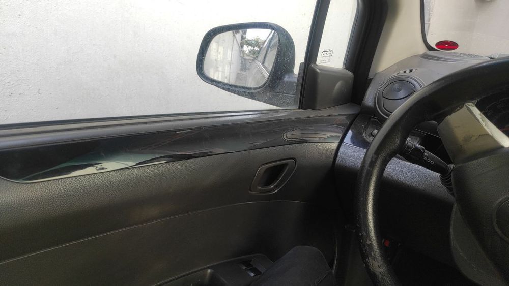 Spark 1 yevro 2012-yil 272000 halol yurgani