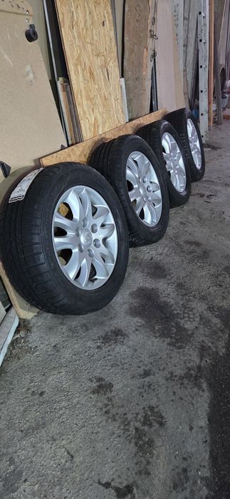 KIA CARNIVAL джанти със нови зимни гуми 235/55/17  6,5J×17  ET46  6×13