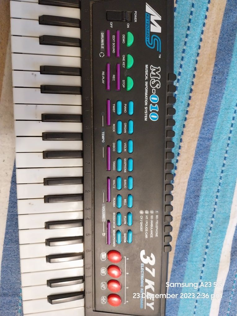 Orgă 37 Key Electronic Keyboard