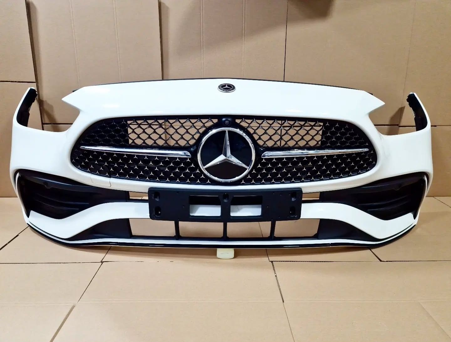 AMG line предна броня W206 S206 с решетка
