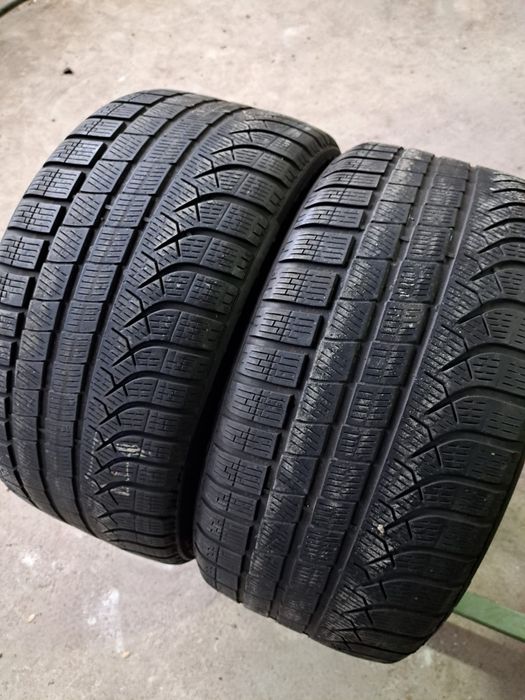 2 anvelope iarnă 275 35 r19 Pirelli