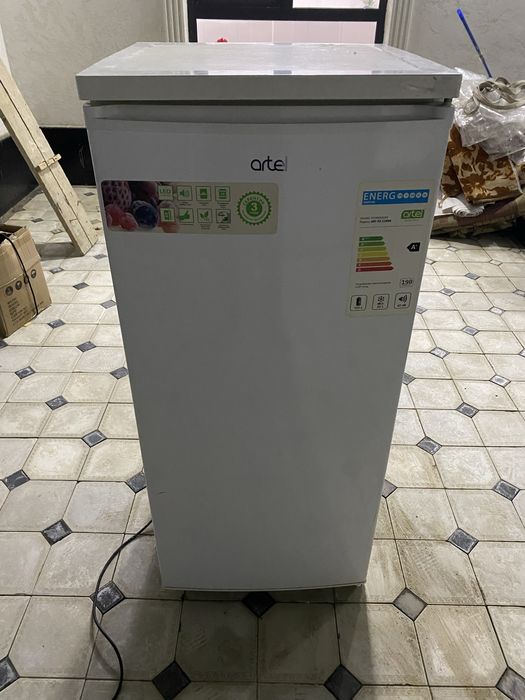 холодилник сотилади